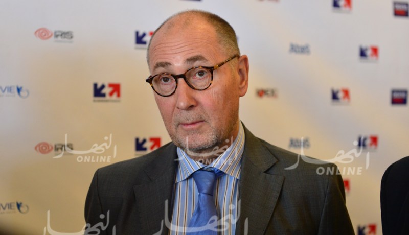 غزافيي دريانكور: لا نفكر في تقليص كوطة التأشيرات للجزائريين