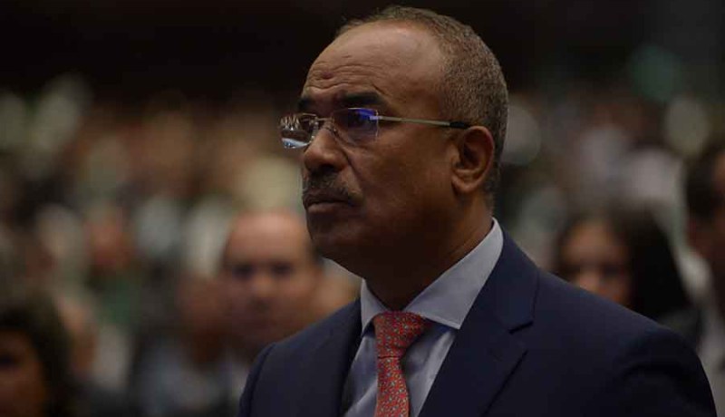 بدوي يتهلّى في الزماڤرة