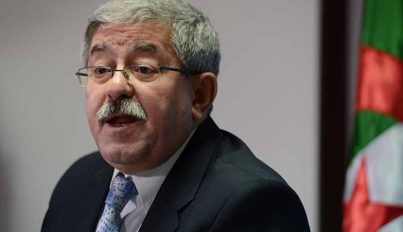 أويحيى «يفريها على البكري»