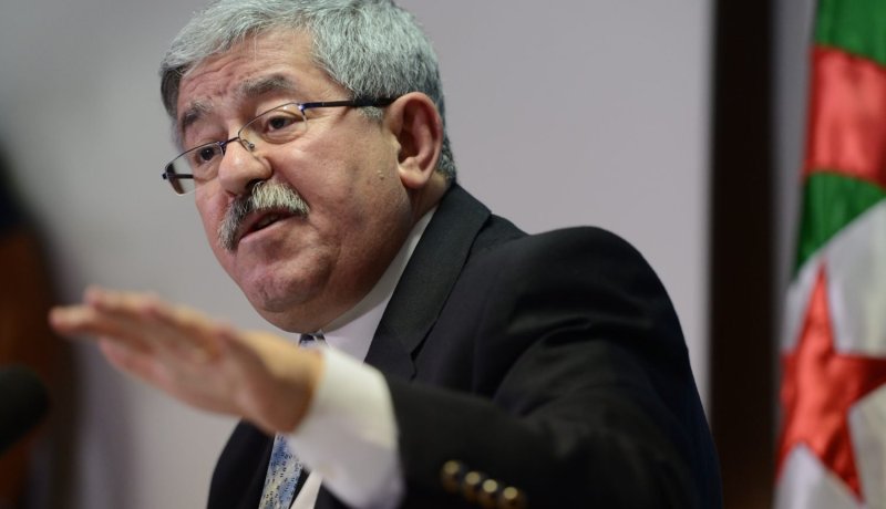 أويحيى: ” المباراة كانت مرفوقة بدقيقة صمت ترحما على أرواح الشهداء”