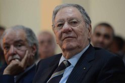 ولد عباس يقاطع مخطط عمل الحكومة بسبب «خالوطة» في الحزب!