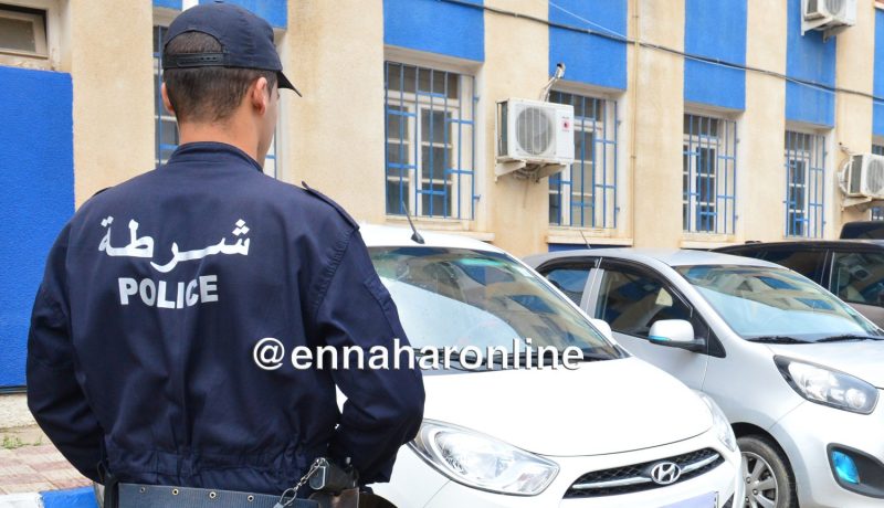 توقيف تونسيين على متن مركبة مبحوث عنها من طرف الأنتربول بتبسة