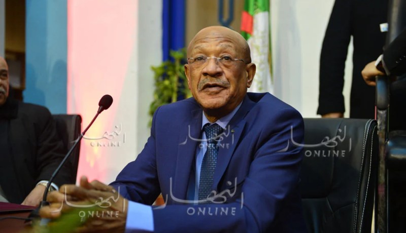 إحالة والي العاصمة السابق عبد القادر زوخ على التقاعد