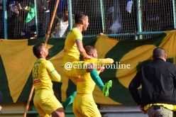 شبيبة القبائل مُتفوقة على المُولودية بِثنائية في الشوط الأول !