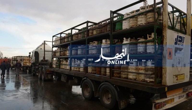 الجزائر تسلم تونس حوالي 9 آلاف طن من الغاز السائل لمواجهة البرد