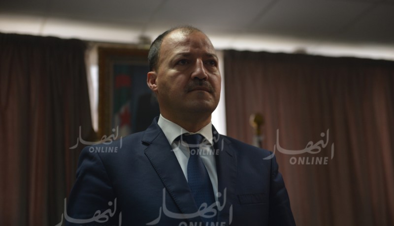 حطاب يشدد على ضرورة التحكم في تسيير المشاريع الرياضية