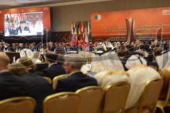 مركز المؤتمرات يخطف الأضواء من منتدى الطاقة