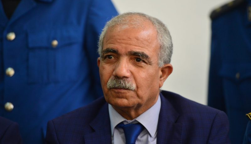 علّاش يخلّص «كريدي» الجوية