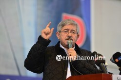 أويحيى: ترحيل ” الأفارقة غير الشرعيين” ضمانا لأمن وإستقرار الجزائر