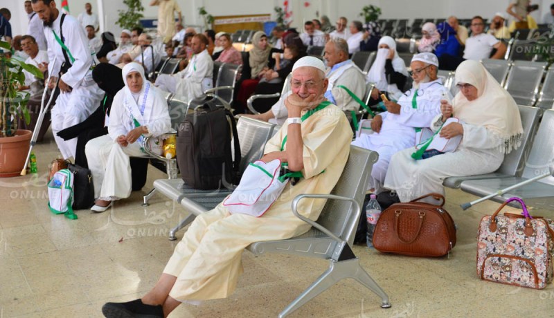 الجزائريون دفعوا 1400 مليار تكاليف الحج