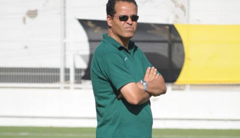 بوعلام شارف يرفض عرضا من نادي من الدرجة السعودية الثانية