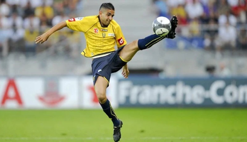 بودبوز‮: “‬ليفربول فريق كبير ولدي‮ ‬اتصالات منه وسأتخذ قراري‮ ‬بعد أن ألتقي‮ ‬برئيس سوشو‮”