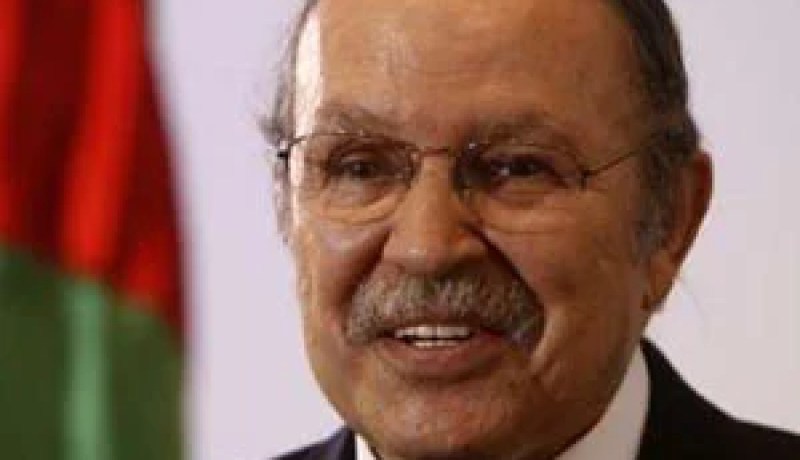 بوتفليقة‮ ..''‬ماشي‮'' ‬مبارك