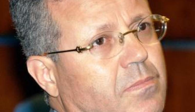 بن بوزيد  يؤكد الإشاعات