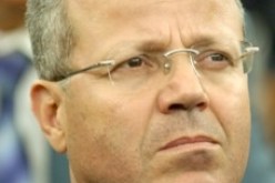 اتفاقيات موسعة بين الجزائر وفرنسا لدعم تعليم اللغة الفرنسية وإقامة ثانوية امتياز