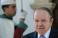 بوتفليقة‮ ‬يتخلّص من الشيوخ في‮ ‬الإدارة