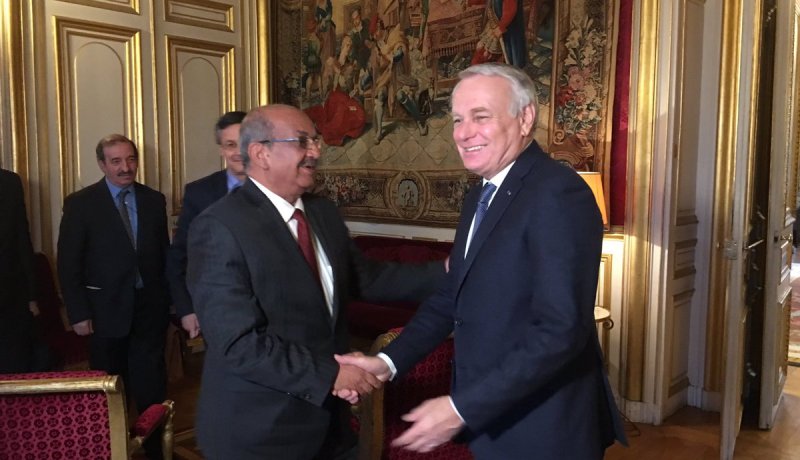 مساهل يتحادث بباريس مع جان مارك أيرو