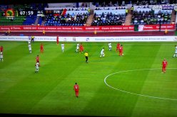 غياب تام لوسط الميدان في الشوط الاول