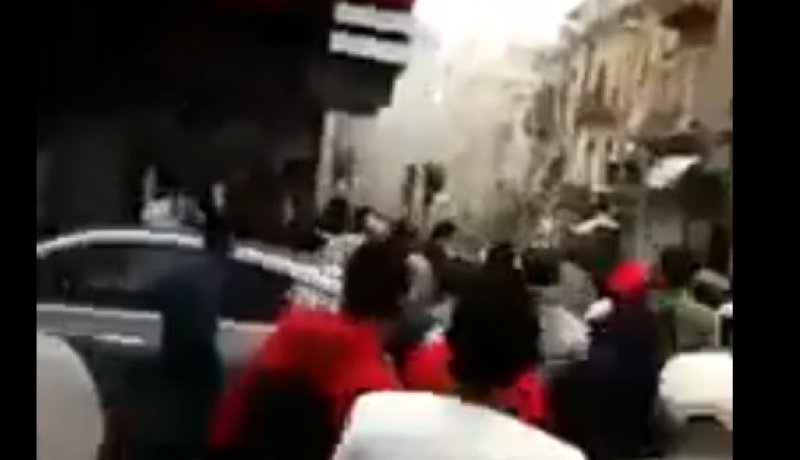 اللقطات الأول من تفجير الإنتحاري الذي استهدف كنسية مارمرقس في الإسكندرية