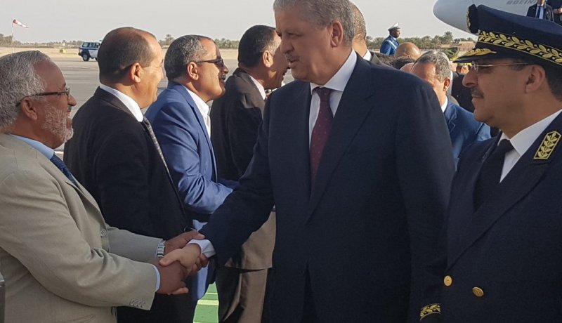 الوزير الأول عبد المالك سلال يشرع في زيارة عمل إلى ولاية الوادي