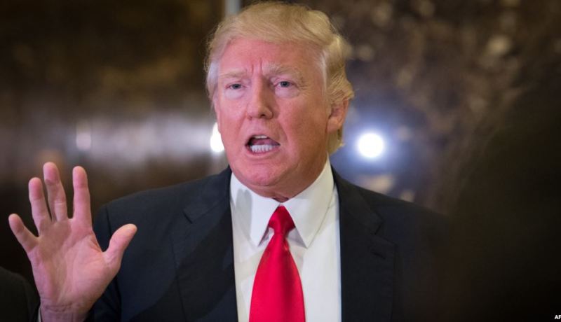 30 سيناتورا بالكونغرس الأمريكي يقررون مقاطعة تنصيب ترامب