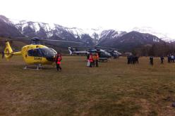 صور وفيديو لطائرات الهليكوبتر للوصول إلى موقع حادث الطائرة الألمانية المنكوبة