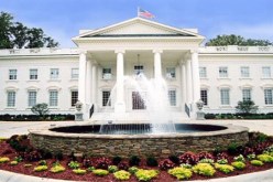 تحقيق امني حول إلقاء قنبلة دخان داخل البيت الأبيض