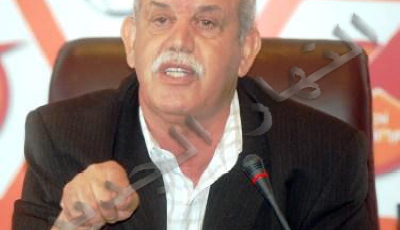 سعدان لا أنتظر صدقة من الفيفا واستبعد مواجهة زامبيا خارج ميدانها