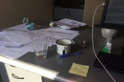 تحول مكتبي إلى دار طباعة ونسخ التمارين والبحوث المدرسية