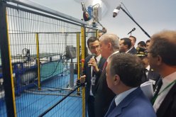 سلال يدشن وحدة لإنتاج الألواح الشمسية بباتنة