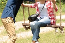 هكذا يغازل مراد يلدريم زوجته المغربية