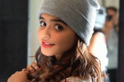 فيديو..حلا الترك تسترجع حياتها الطبيعية في حضن والدتها