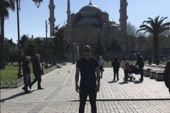 فيغولي :”جامع السلطان أحمد.. ماشاء الله”