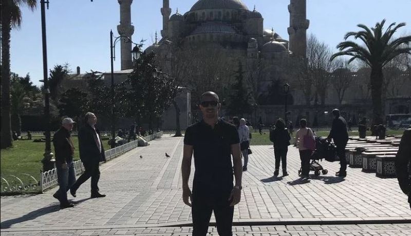 فيغولي :”جامع السلطان أحمد.. ماشاء الله”