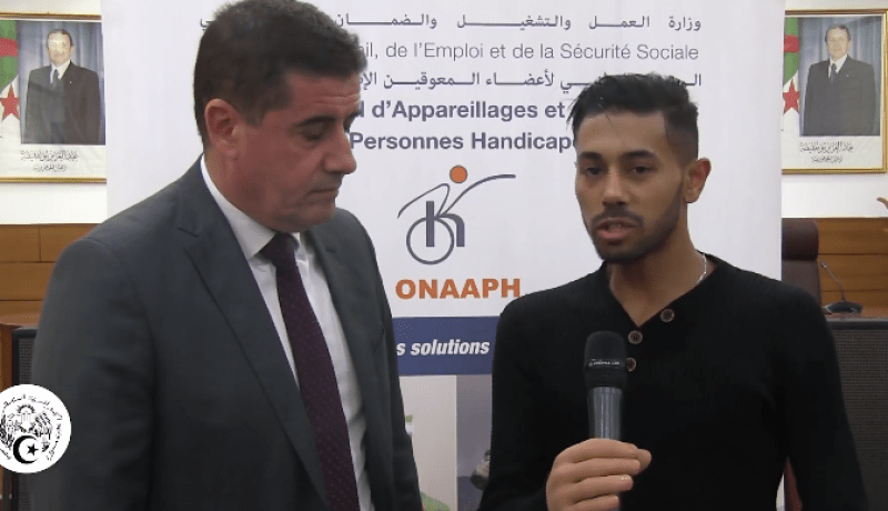 هكذا عاد إبراهيم مخازني للحياة بعدما أن فقد يديه ورجليه في حادث