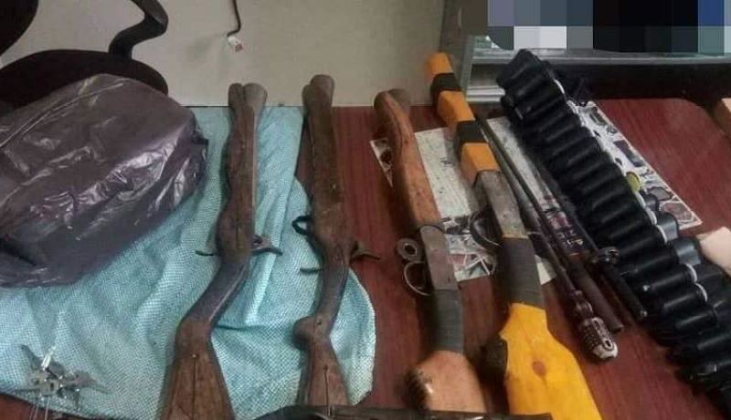 ميلة.. توقيف 3 أشخاص وحجز 4 بنادق وذخيرة تقليدية الصنع ببوحاتم