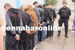 سطيف..الإطاحة بعصابة وحجز 10 حاويات لمواد تجميل وغسول الشعر منتهية الصلاحية