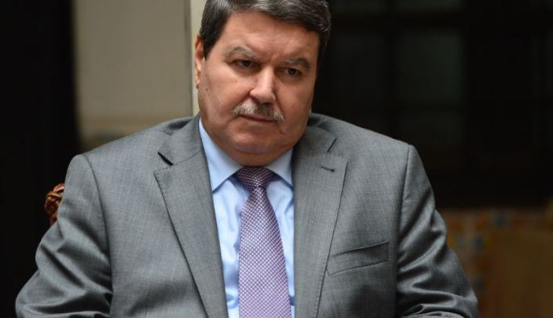 هامل.. أولاده الثلاثة وابنته في سجن الحراش