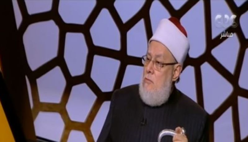 بالفيديو.. مفتي مصري يصف”انشتاين”بالمؤمن و”فرويد” بالأهطل