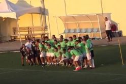 بالفيديو..ألكاراز يلتقط صورة الوداع مع اللاعبين المحليين