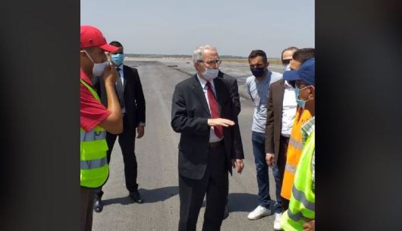 شيعلي يتفقد مشروع تقوية المدرج الرئيسي لمطار الجزائر هواري بومدين