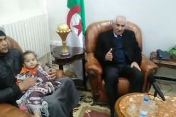 بالفيديو.. والي سعيدة يستقبل الطفلة “مريم” وعائلتها