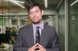 السفارة الأمريكية: رصدنا عدة عمليات احتيال تستهدف المواطنين الجزائريين