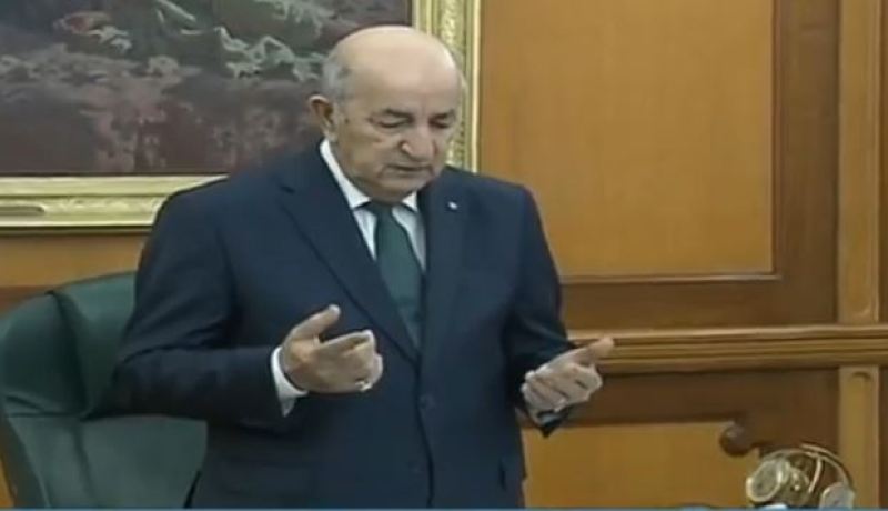 رئيس الجمهورية يفتتح مجلس الوزراء بوقفة ترحم على روح المجاهد بلعيد عبد السلام