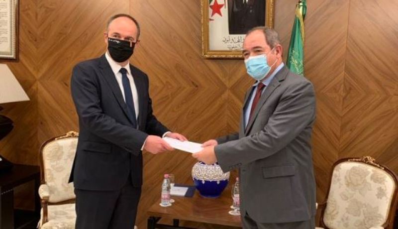 بوقادوم يستقبل السفير المعين لمملكة بلجيكا لدى الجزائر