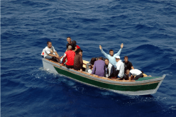 إفشال محاولة إبحار سري لـ70 «حراڤ» بسواحل وهران وتلمسان 