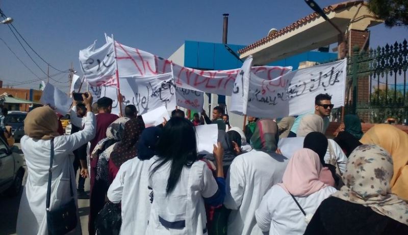 إضـراب عمـال القطــاع العمومـي فـي 6 ولايـــات للمطالبـــة برحيـــل حكــومـــة بـــدوي