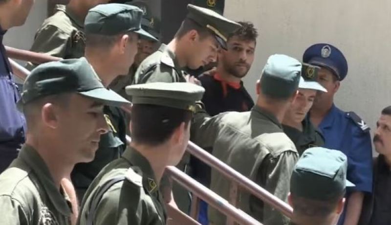 مثول المشتبه فيه الرئيسي بقتل الدركي “نصر الدين صبيحي” أمام وكيل جمهورية محكمة تبسة
