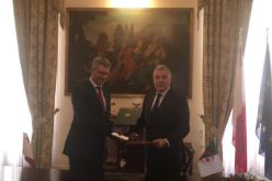 الجزائر ومالطا توقعان ثلاث مذكرات تفاهم في مجال الطاقة