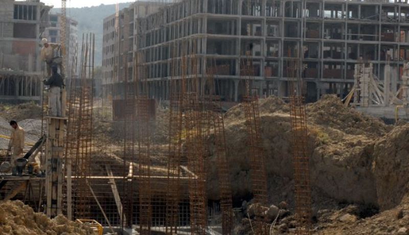 شرطي بالزي المدني يُهاجم رعيتين صينيين باستعمال مسدسه داخل ورشة في البليدة!